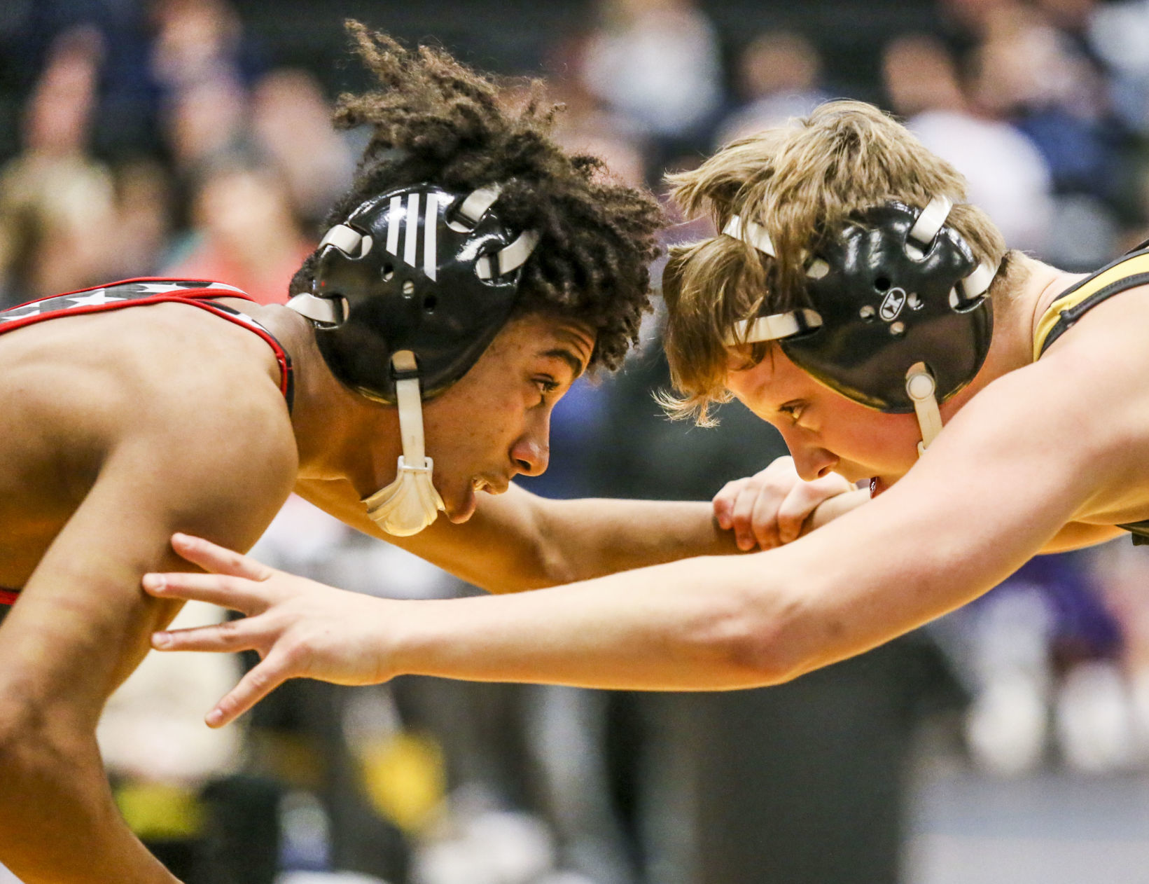 020120-qc-spt-mac wrestling-02.JPG